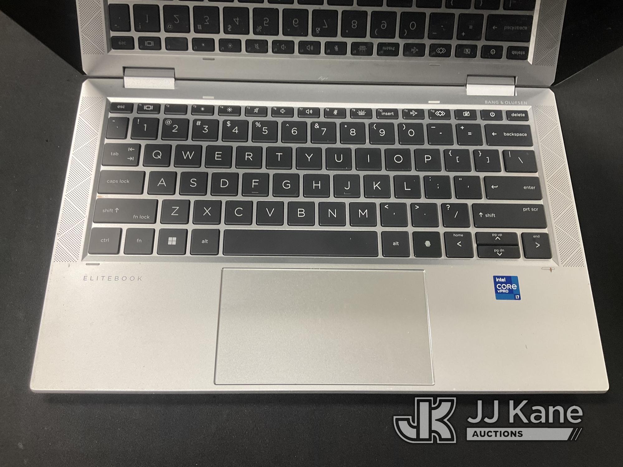(Jurupa Valley, CA) HP Laptop Used