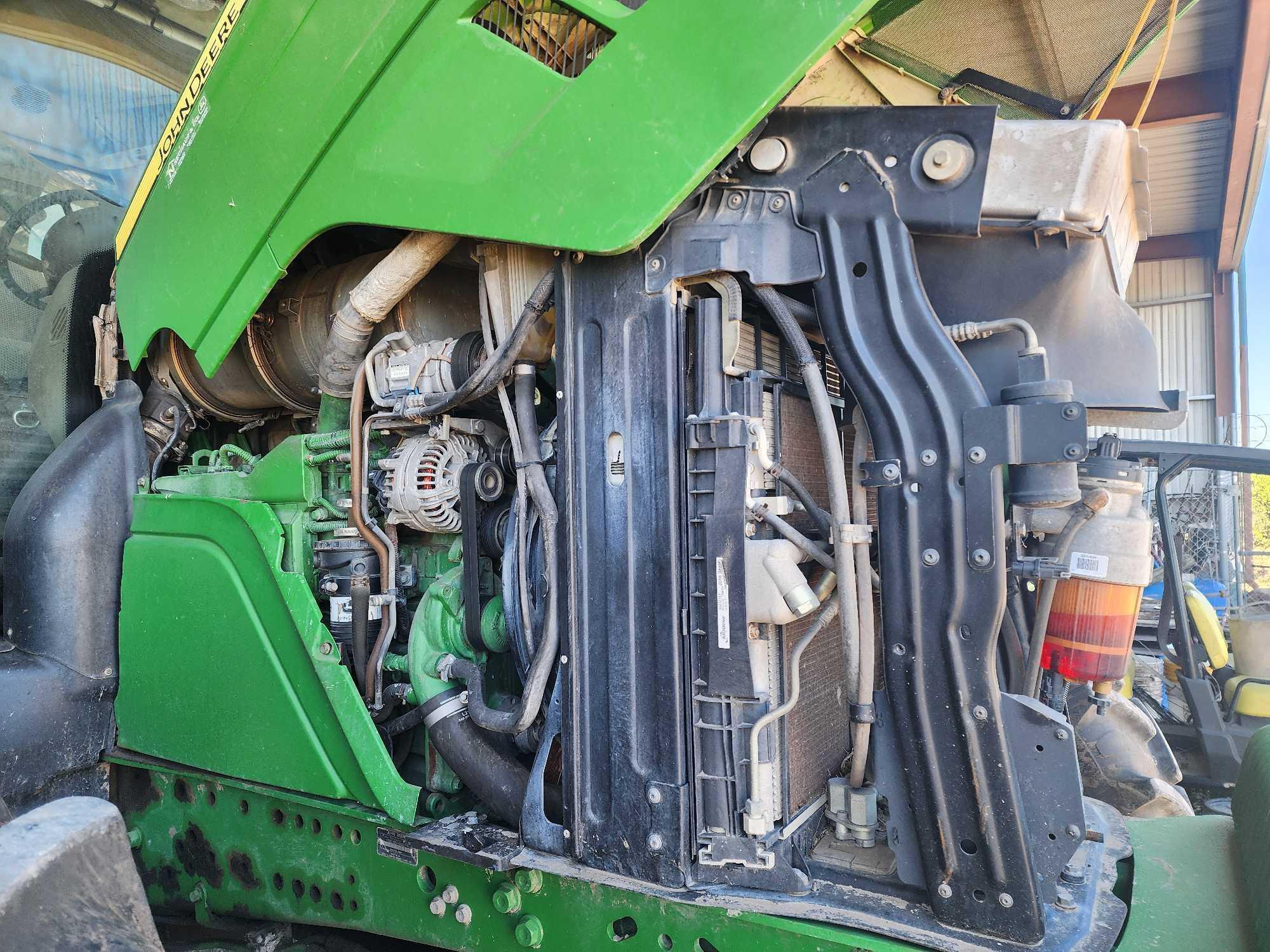2015 John Deere 6195R Tractor Hours: 5273, P.I.N.# 1RW6195RLFA020557