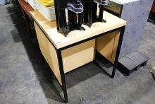 34IN. BAKERY DISPLAY TABLE