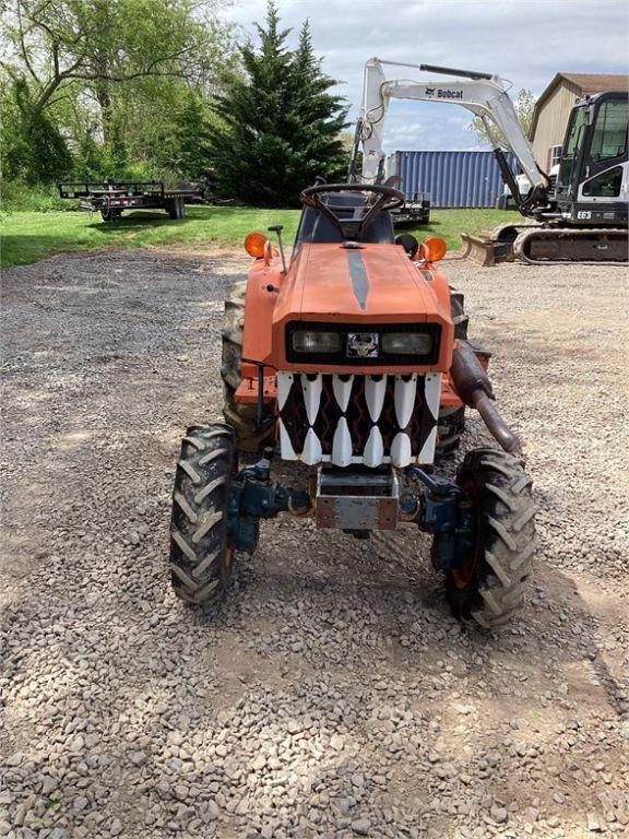 1988 KUBOTA B7200 COMPACT TRACTOR