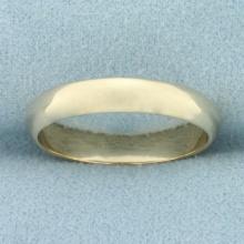 Traditional Wedding Band Ring In 14k Yellow Gold