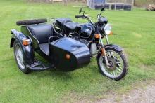 1981 BMW  R100 motorcycle with side car, 32,355 miles, VIN 6175201