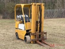 TCM FCG25N5 FORKLIFT