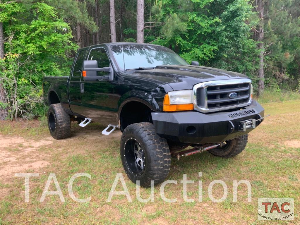 1999 Ford F-250 Super Duty 4x4 Extended Cab Pickup Truck