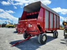 Miller Pro 5200 Forage Wagon