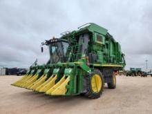 John Deere CP690 Cotton Picker