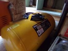 New Central Pneumatic 11 Gallon Air Tank, Valve/Gauge and Hose Missing (Bac