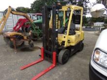 Hyster 50XT Propane Forklift, 4700 Lift Capacity Truck Wt. 9050 Lb., Triple