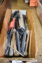 BOX OF ASSORTED LOOSE ALLEN WRENCHES AND SETS