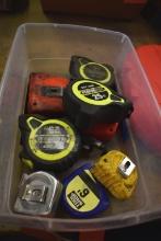 CONTAINER OF ASSORTED TAPE MEASURES