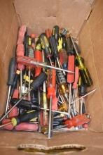 BOX WITH ASSORTED SCREWDRIVERS; SLOTTED, PHILLIPS,