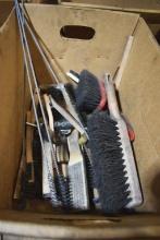 BOX OF ASSORTED BRUSHES