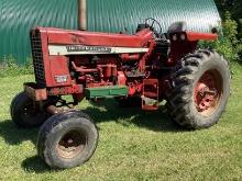 IH Custom 856 Diesel Tractor