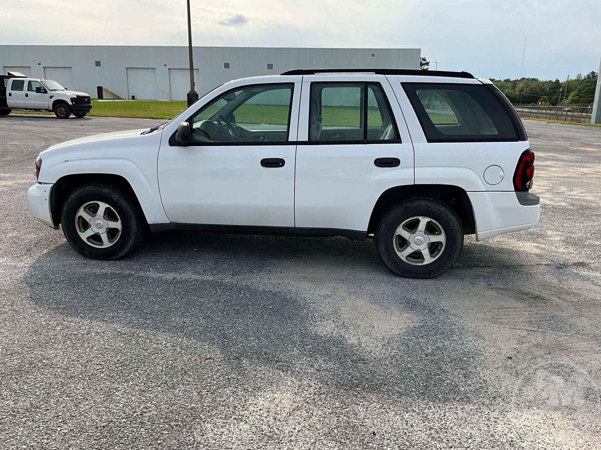 2006 CHEVROLET TRAILBLAZER LS VIN: 1GNDT13S562156244 4WD