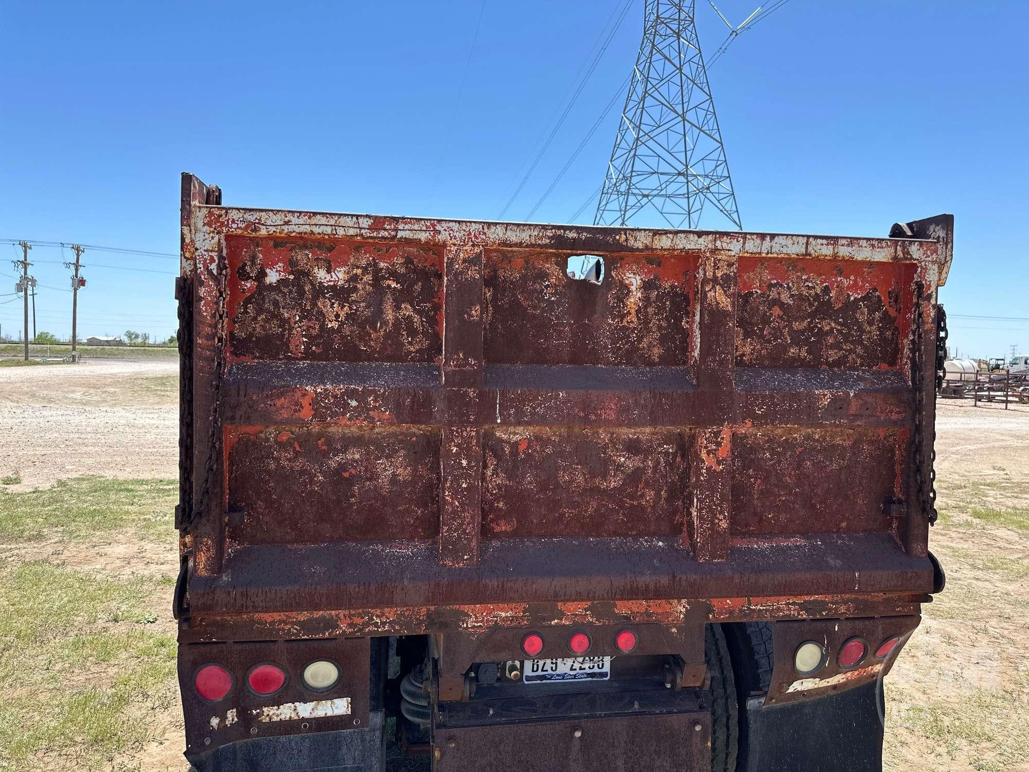 1983 GMC BRIGADIER SINGLE AXLE DUMP TRUCK VIN: 1GDT9C4Z5DV533771