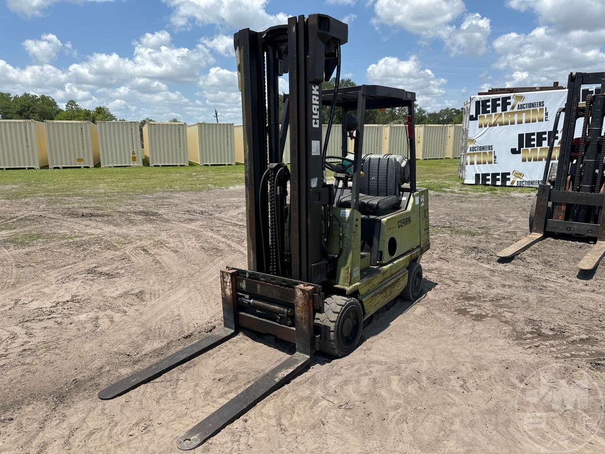 2003 CLARK GCS25MC CUSHION TIRE FORKLIFT SN: G13MC03085518FA