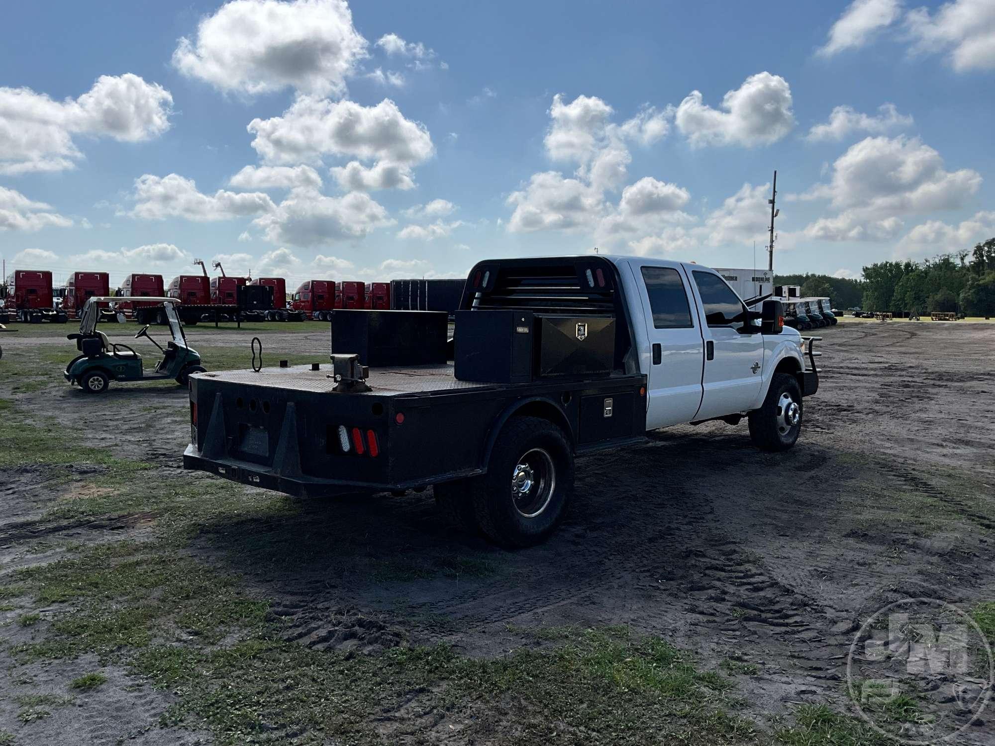 2016 FORD F-350 SINGLE AXLE CREW CAB 4X4 FLATBED TRUCK VIN: 1FD8W3HT7GEB18489