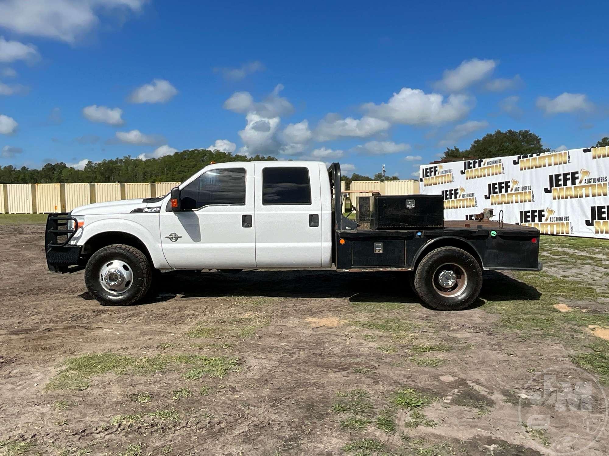 2016 FORD F-350 SINGLE AXLE CREW CAB 4X4 FLATBED TRUCK VIN: 1FD8W3HT7GEB18489