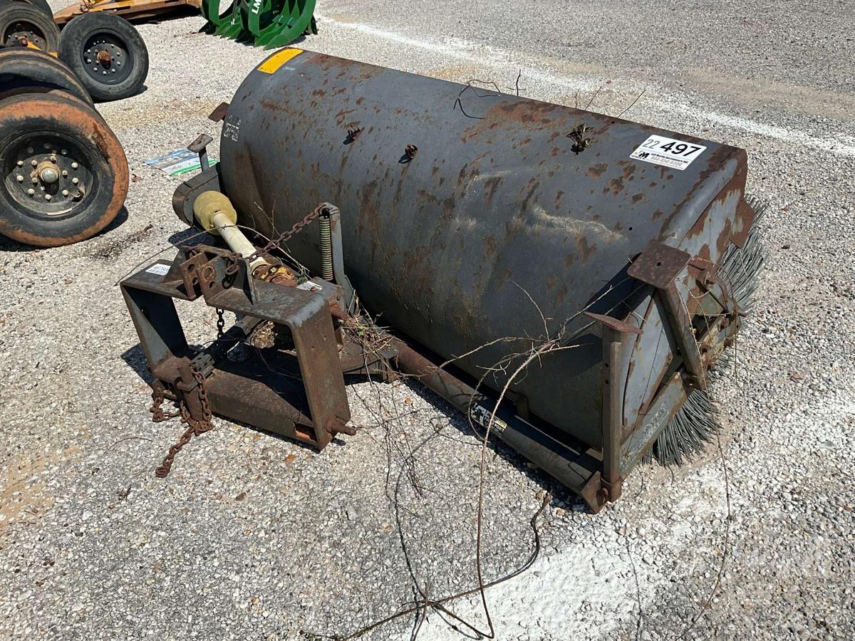 BROOM CONNECTS TO A TRACTOR