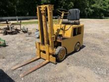 CLARK  FORK LIFT