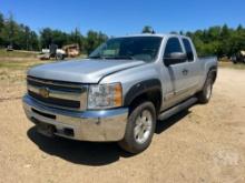 2012 CHEVROLET SILVERADO EXTENDED CAB 4X4 PICKUP VIN: 1GCRKSE70CZ272289