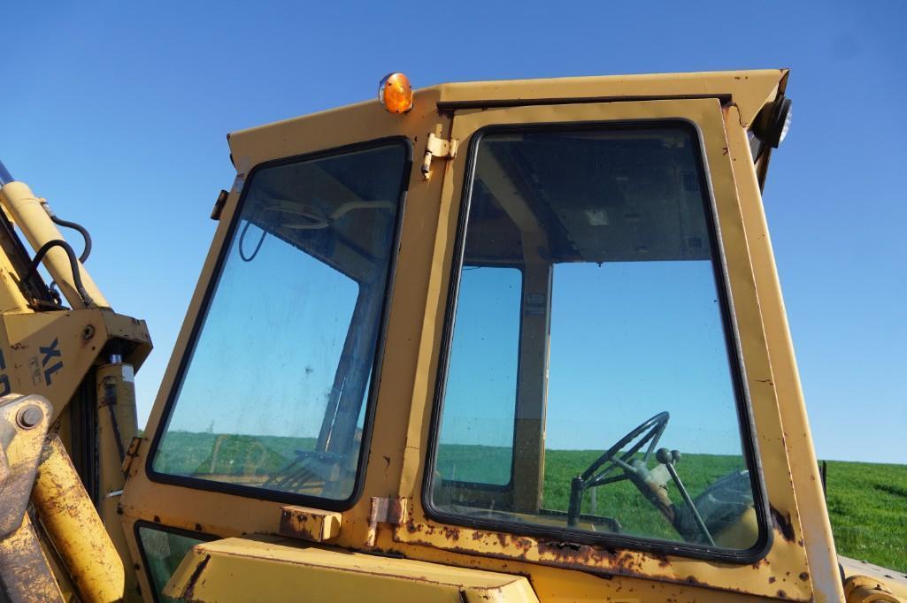 1980 Ford 555A XL Backhoe Loader