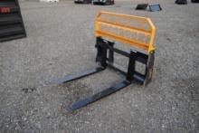 New Landhonor Skid Steer Pallet Fork