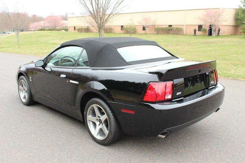 2003 Ford Mustang SVT Cobra