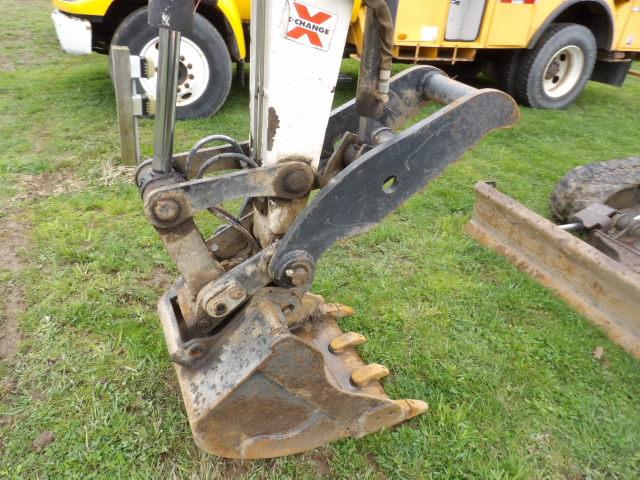 2008 Bobcat 335G Mini Excavator w/ Angle Blade & Hydraulic Thumb, Full Cab