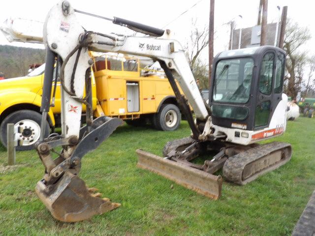 2008 Bobcat 335G Mini Excavator w/ Angle Blade & Hydraulic Thumb, Full Cab