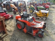 Kubota ZG222 60" Zero Turn Mower, V Twin Gas, Hydraulic Deck Lift, Shaft Dr