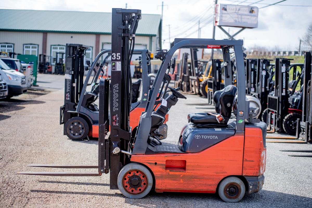 Toyota 3500lb. LP Forklift