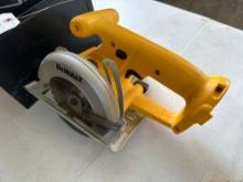 DeWalt saw