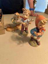 Various painted figurines......Shipping