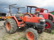 Kubota L4400 4x4, 1194 Hrs Showing