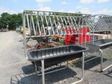 Cattle Feeder w/ Hay Rack on Top