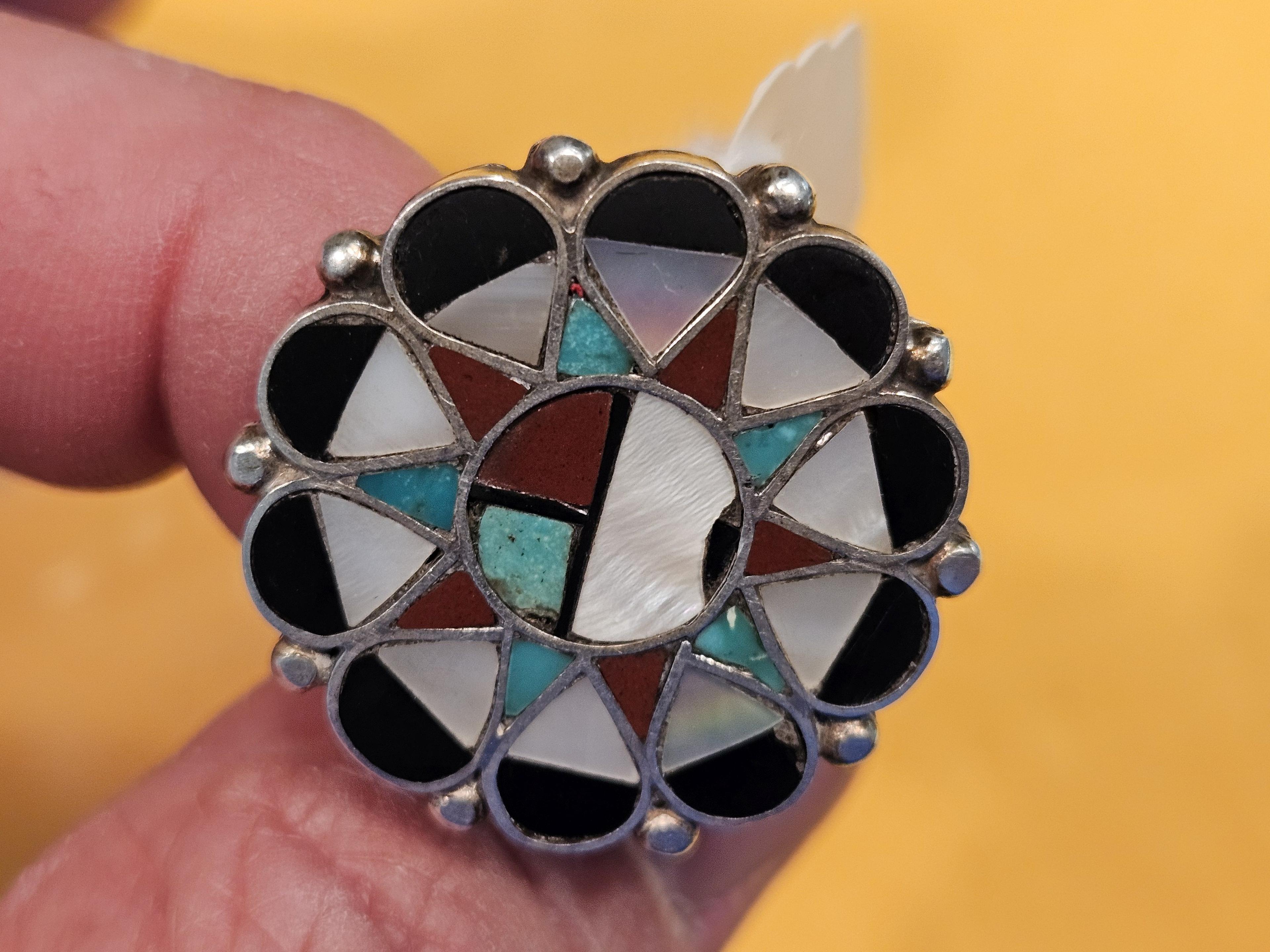 Purty, vintage, silver Mexican zuni Ring
