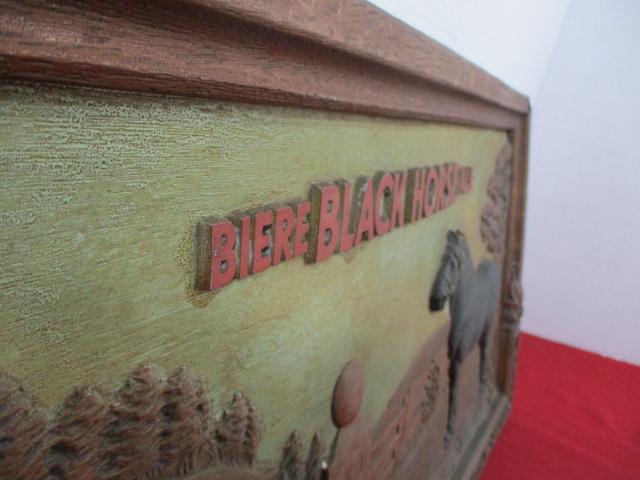 Biere Black Horse Ale High Relief Advertising Sign
