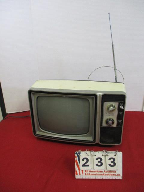 Zenith Solid State Vintage Television