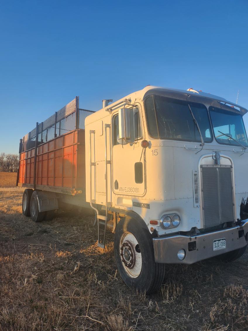 1984 Kenworth Cabover 350