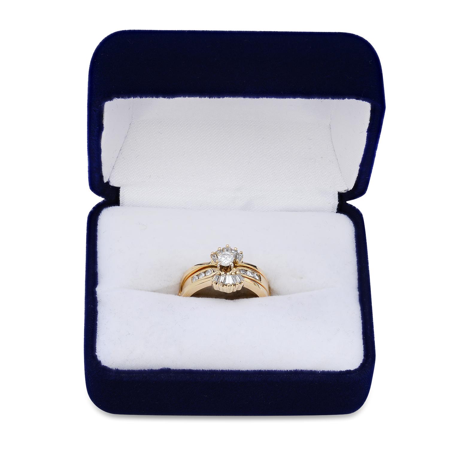 18K Yellow Gold Setting with 0.20ct Center Diamond and 0.62tcw Diamond Ladies Ring