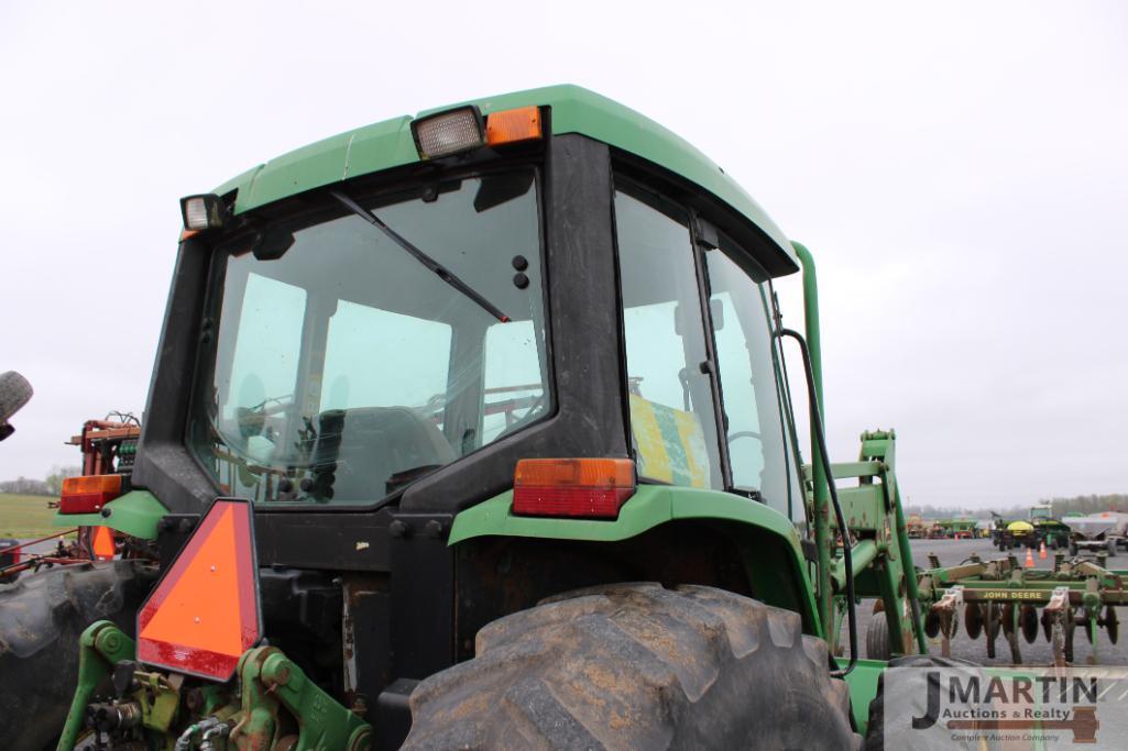 JD 6200 tractor w/ JD 640 loader