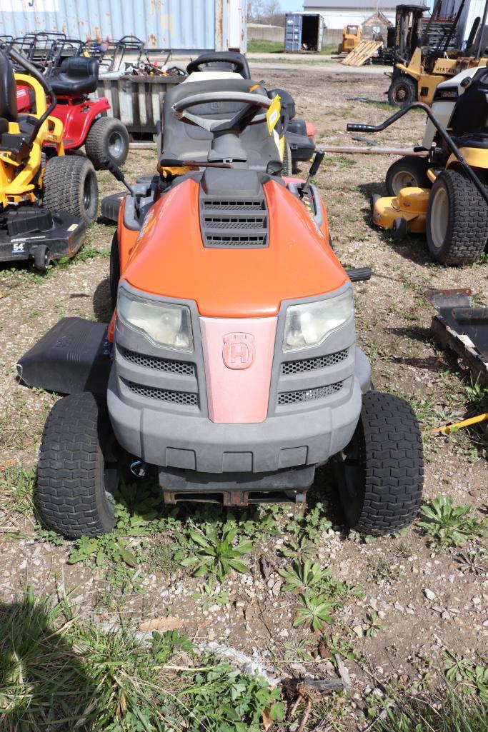 Husqvarna LTH2038 Riding Mower