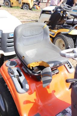 Husqvarna LTH2038 Riding Mower