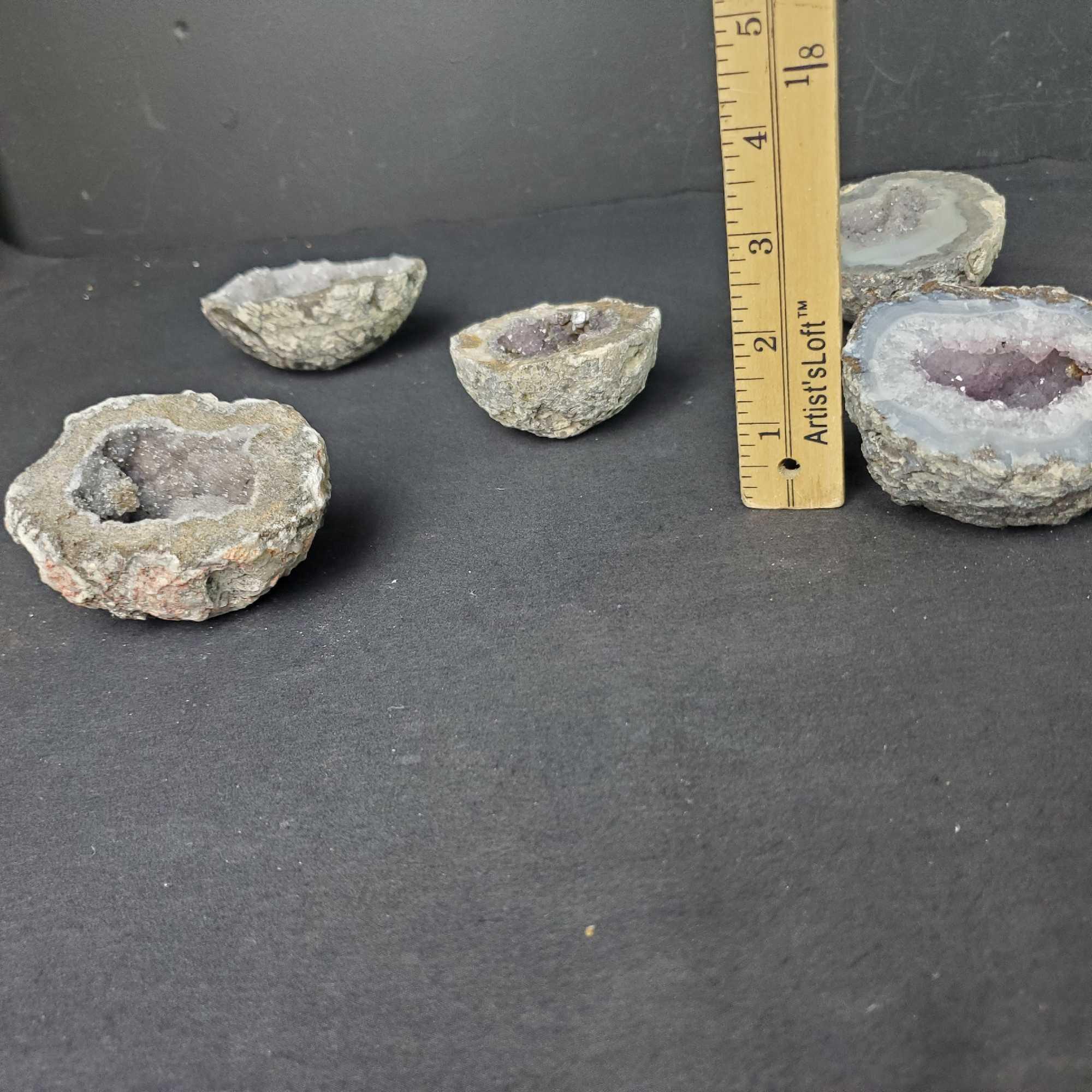 Lot of 5 quartz Geode specimens