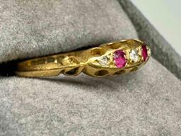 14k Gold Diamond and Ruby Ring Size 7 1.94 Grams