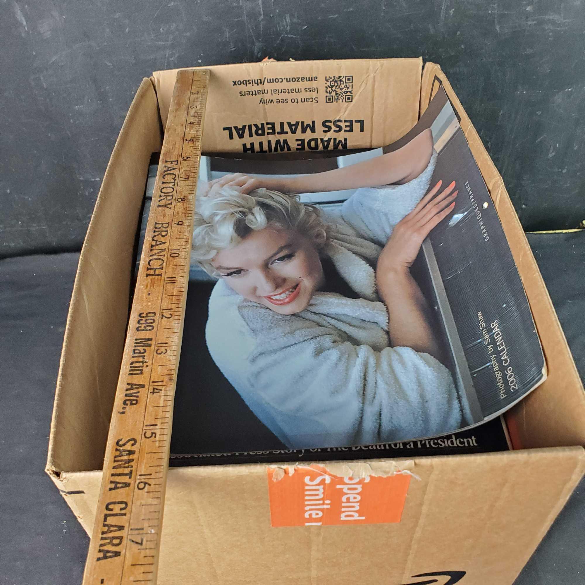 Box of mostly vintage books cook/recipe books Marilyn Monroe calander