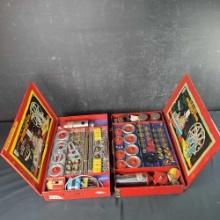 2 vintage Erector toy sets 8.5/7.5