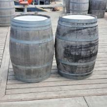 Lot 2 vintage wine barrels