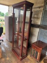 pulaski furniture corporation lighted curio cabinet